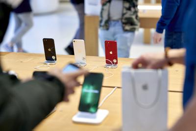 Apple warns of serious supply headwinds in China